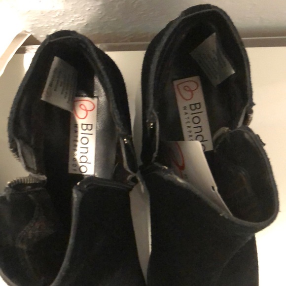 Booties - Picture 4 of 7